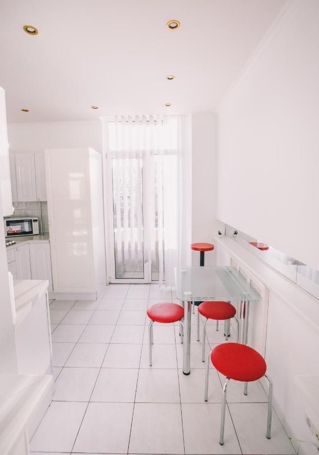 Ferienwohnung Amazing View Of Maydan! Kiew Exterior foto