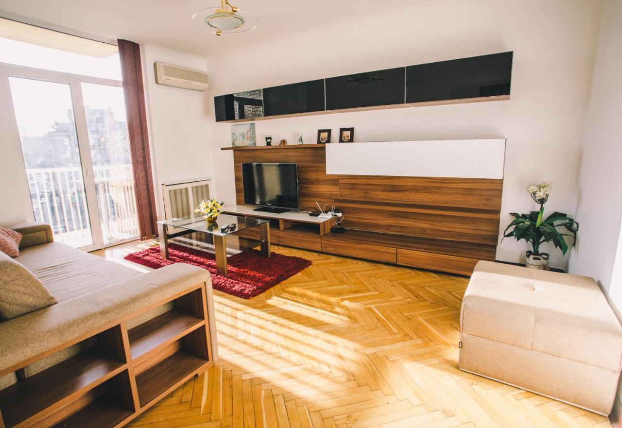Ferienwohnung Amazing View Of Maydan! Kiew Exterior foto