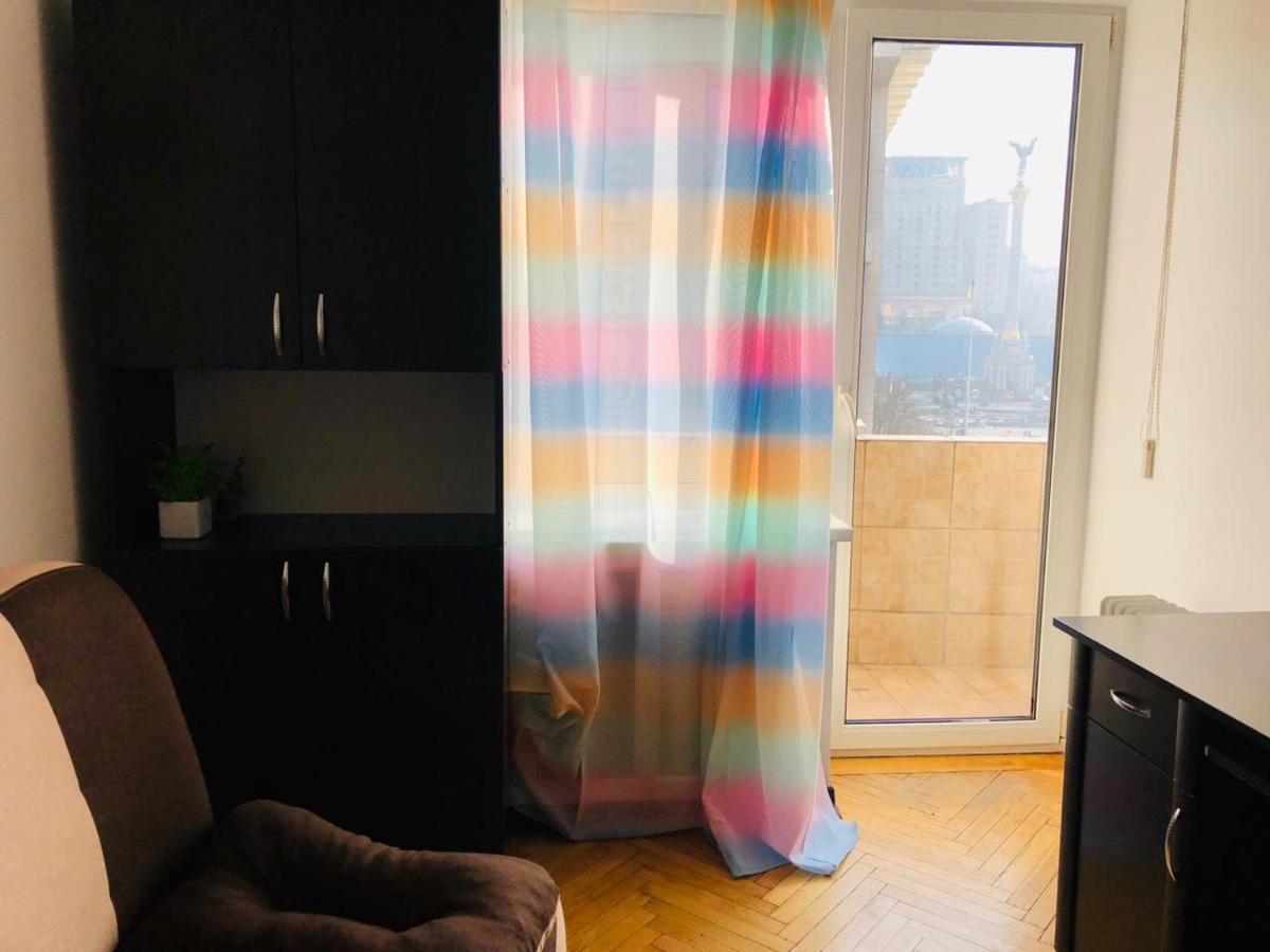 Ferienwohnung Amazing View Of Maydan! Kiew Exterior foto